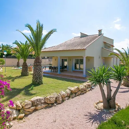 Villa Fresno By